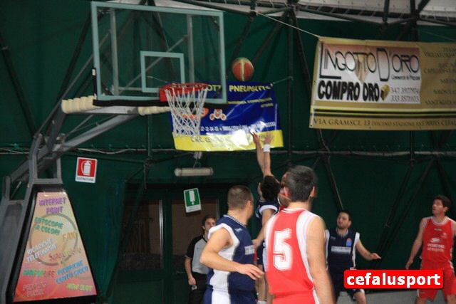 110212_sport 114_tn.jpg